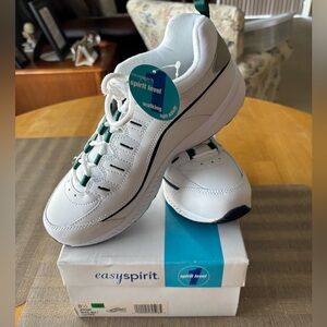 Easy Spirit Ladies Sneakers